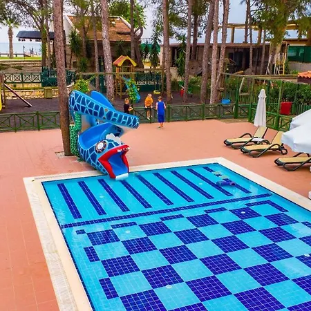 Resort Champion Village