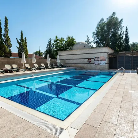 Resort Champion Village