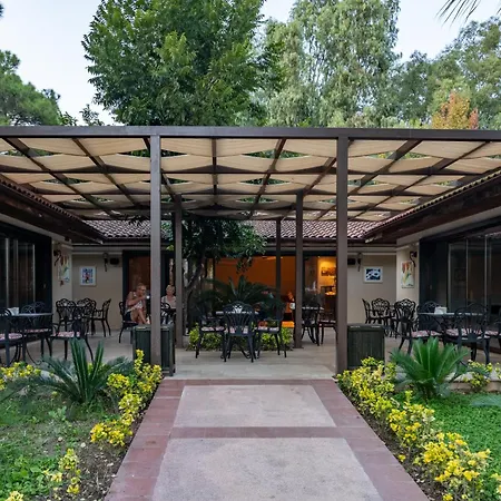 Champion Village Resort 5*