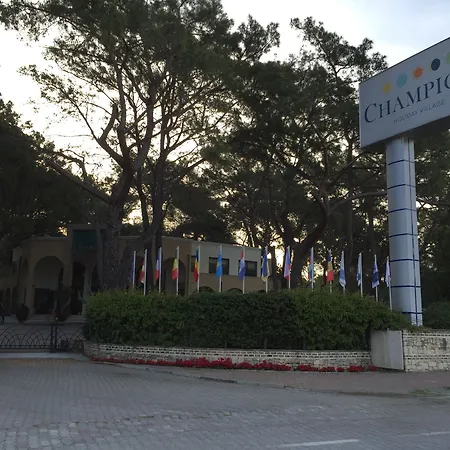 Champion Village Resort 5*