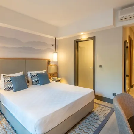 Θέρετρο Champion Village 5*